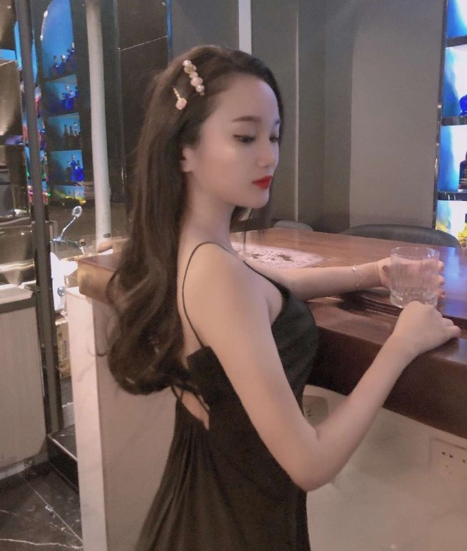 江西身材颜值兼优兼职小姐姐。